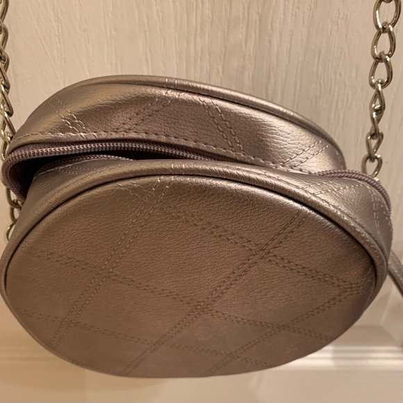 No Name Brand Purse - Picture 3 of 5